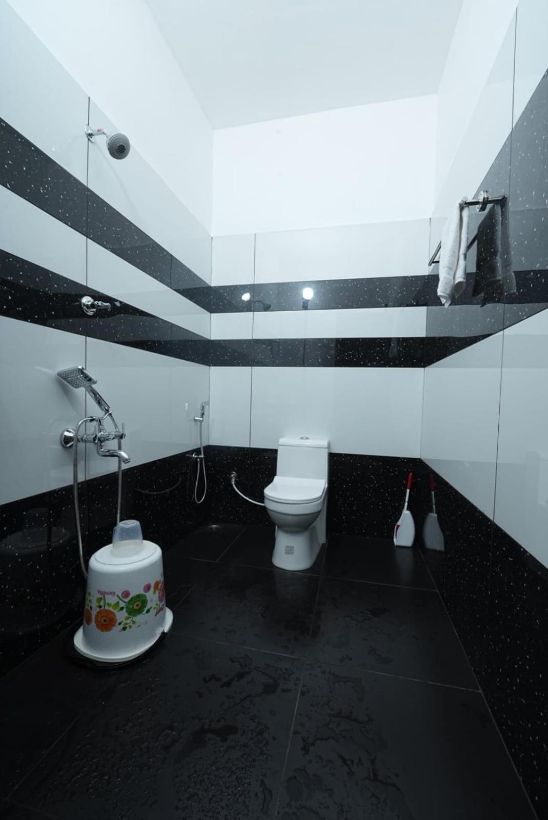 Villa Mantraa วาร์คาลา ภายนอก รูปภาพ